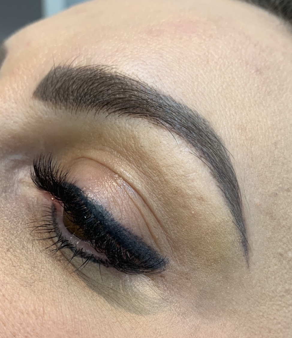 Eyebrow & Eyeliner - Janette Zakos